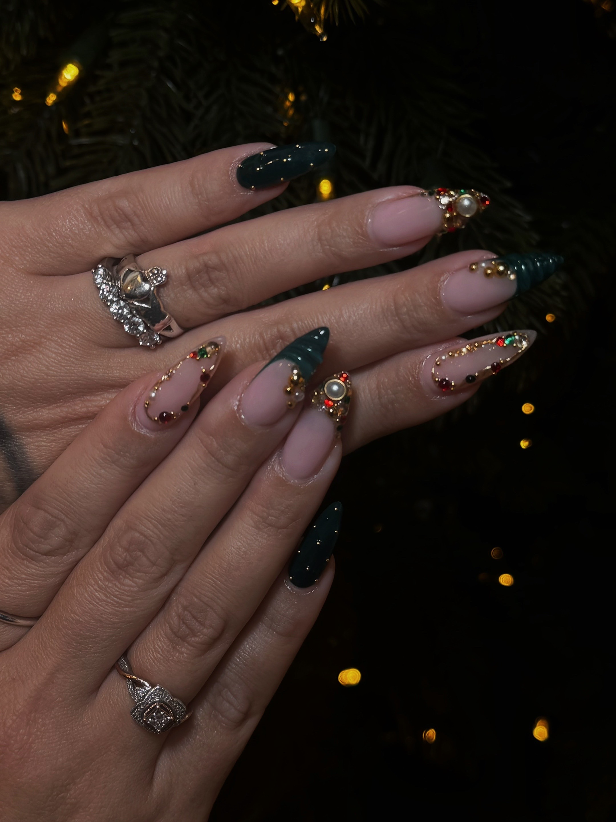 Green Hill Nail gallery image